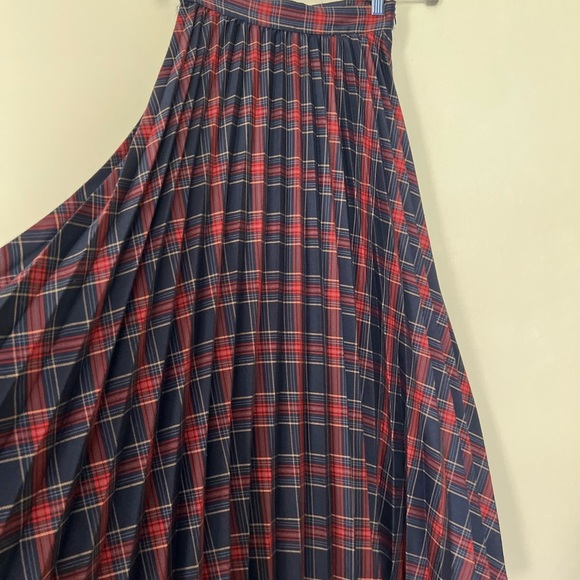 FORE Women Plaid Pleated Skirt Red Blue Classic Academia Festive Holiday XS Chic - Picture 14 of 15
